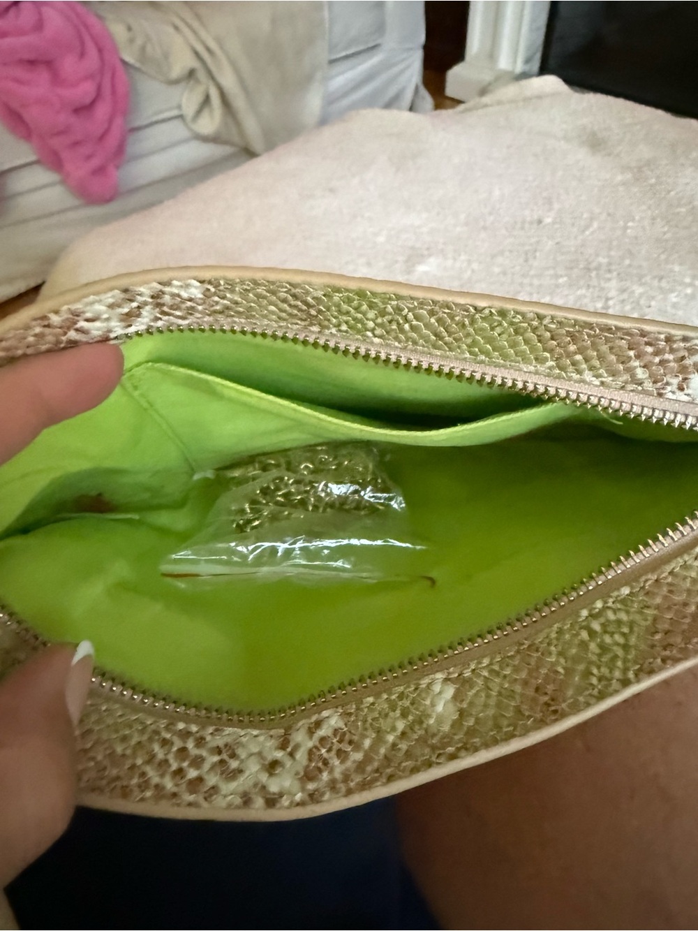 Kelly Wynne Green and Neutral Snake-Print Clutch/wristlet bag - Picture 13 of 13
